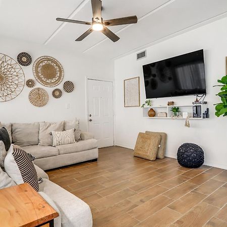 Luxe South Padre Condo With Pool - Walk To Beach! South Padre Island Dış mekan fotoğraf